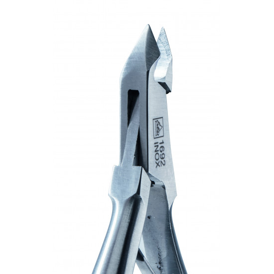 Erbe Professional Premium Stainless Steel Standard 1/2 Jaw Cuticle